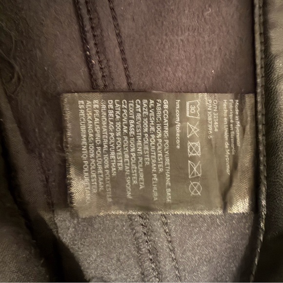 Women's Divided by H&M Faux Leather Black Size 6 Jeans - Picture 4 of 6